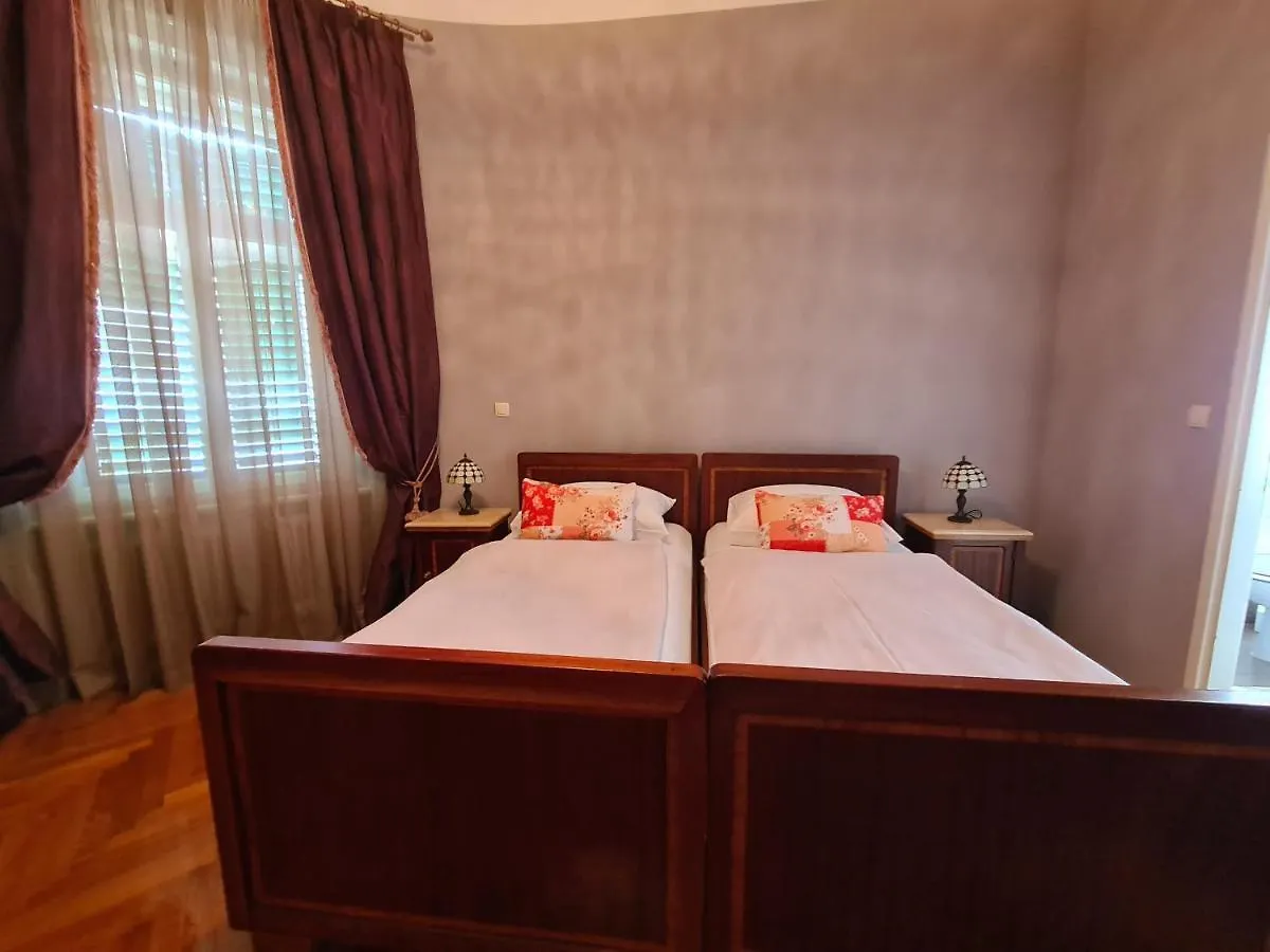 Bed & Breakfast Heritage Villa - 1St Row To The Sea Icici Croatia