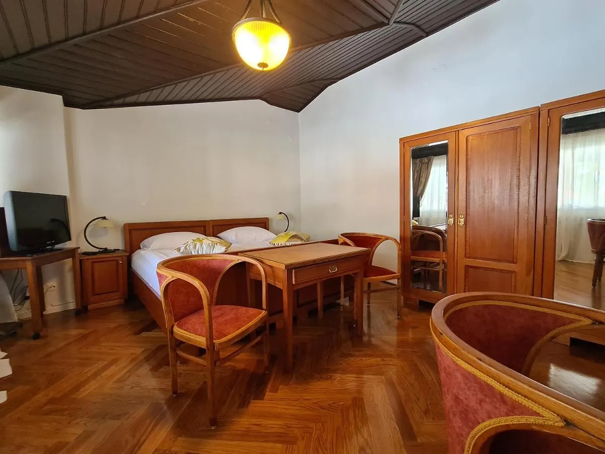 Heritage Villa - 1St Row To The Sea Icici